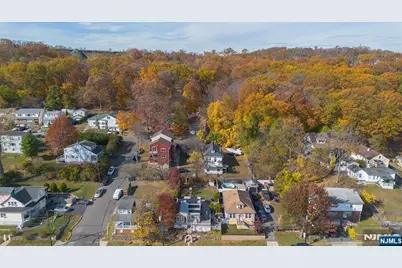 34 Avenue B, Haledon, NJ 07508 - Photo 17