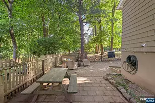 51 Ridgehurst Rd, West Orange Township, NJ 07052 - Photo 19
