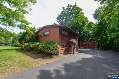 235 Godwin Avenue, Wyckoff Township, NJ 07481 - Photo 3