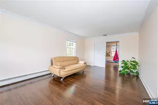 12 Rene Ct, Wayne, NJ 07470 - Photo 3