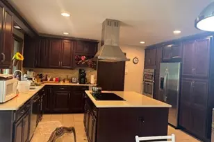 554 Huckleberry Ln, Franklin Lakes, NJ 07417 - Photo 7