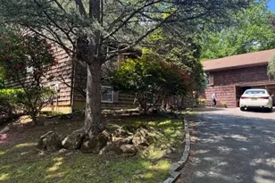 554 Huckleberry Ln, Franklin Lakes, NJ 07417 - Photo 25