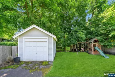 2 Columbus Avenue, Montclair, NJ 07042 - Photo 43
