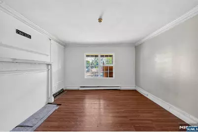 366 7th Avenue, Newark, NJ 07107 - Photo 15