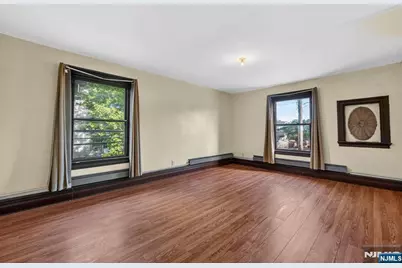 366 7th Avenue, Newark, NJ 07107 - Photo 29