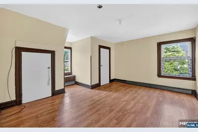 366 7th Avenue, Newark, NJ 07107 - Photo 39
