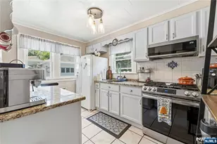 24 Robertson Rd, West Orange Township, NJ 07052 - Photo 9