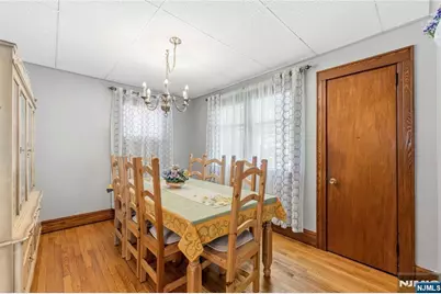 24 Robertson Road, West Orange Township, NJ 07052 - Photo 7