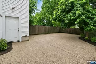 395 S 15th St, Newark, NJ 07103 - Photo 19