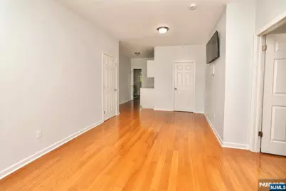 395 S 15th Street, Newark, NJ 07103 - Photo 13