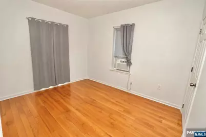 395 S 15th Street, Newark, NJ 07103 - Photo 15