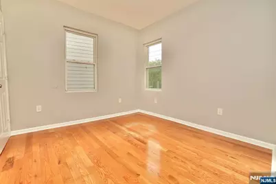 395 S 15th Street, Newark, NJ 07103 - Photo 7
