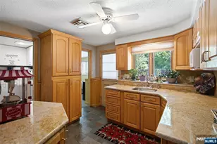 8 Mariani Dr, Little Ferry, NJ 07643 - Photo 27
