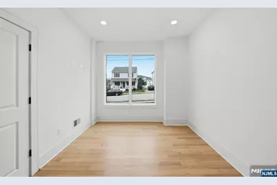 110 Platt Avenue, Saddle Brook Township, NJ 07663 - Photo 19