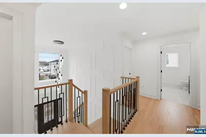 110 Platt Avenue, Saddle Brook Township, NJ 07663 - Photo 23