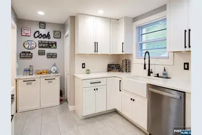 1016 Grace Terrace, Teaneck Township, NJ 07666 - Photo 11