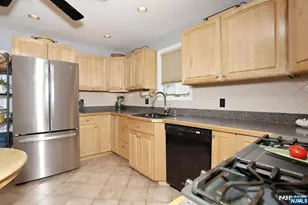 94 Smith Ave, Bergenfield, NJ 07621 - Photo 17