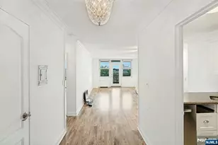 2200 N Central Road 6U, Fort Lee, NJ 07024 - Photo 5