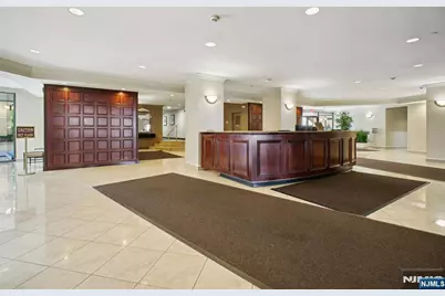 2200 N Central Road 6U #6U, Fort Lee, NJ 07024 - Photo 3