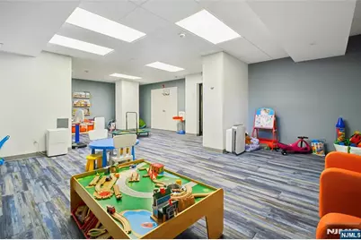 2200 N Central Road 6U #6U, Fort Lee, NJ 07024 - Photo 23
