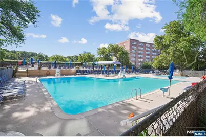 2200 N Central Road 6U #6U, Fort Lee, NJ 07024 - Photo 33