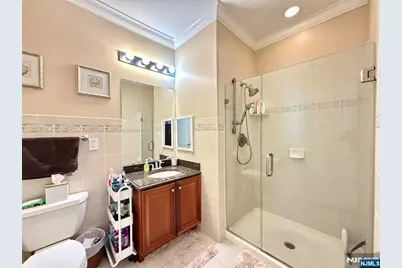 6407 Brookhaven Court, Riverdale, NJ 07457 - Photo 9