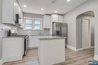 113 Harrison Street, Bloomfield, NJ 07003 - Photo 15