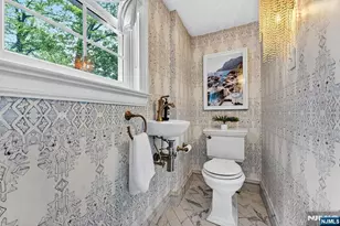 15 Afterglow Ave, Verona, NJ 07044 - Photo 5
