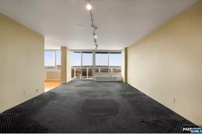 1 Claridge Drive 523 #523, Verona, NJ 07044 - Photo 3