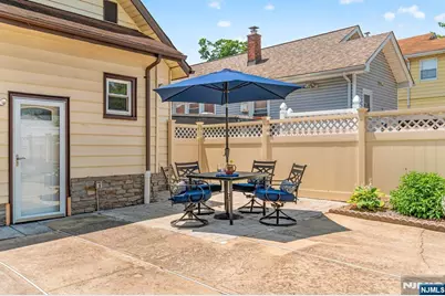 119 Kingston Avenue, Hawthorne, NJ 07506 - Photo 33