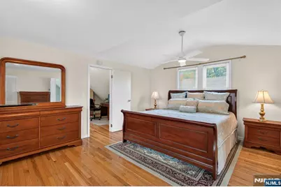 119 Kingston Avenue, Hawthorne, NJ 07506 - Photo 25