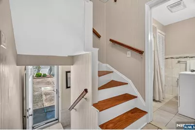 119 Kingston Avenue, Hawthorne, NJ 07506 - Photo 21