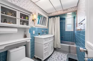1095 Harvard Pl, Fort Lee, NJ 07024 - Photo 31