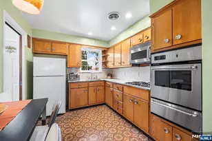 1095 Harvard Pl, Fort Lee, NJ 07024 - Photo 15