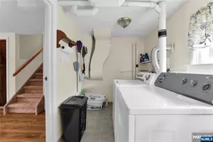 23 Ridge Ct, Cedar Grove, NJ 07009 - Photo 27