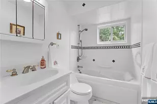 23 Ridge Ct, Cedar Grove, NJ 07009 - Photo 17