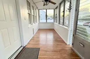 28 Van Houten St, Bergenfield, NJ 07621 - Photo 9