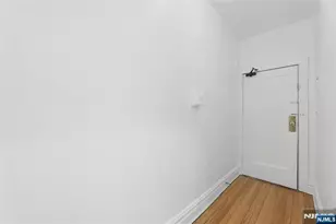303 Hamilton Pl C2, Hackensack, NJ 07601 - Photo 7