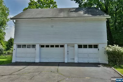 584 W Saddle River Road, Upper Saddle River, NJ 07458 - Photo 13