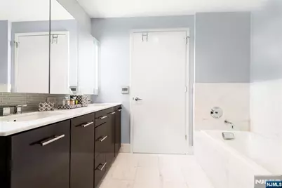2 2nd Street 1704 #1704, Jersey City, NJ 07302 - Photo 19