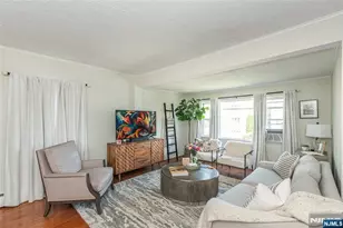 118 Hamilton Ave, Hasbrouck Heights, NJ 07604 - Photo 3