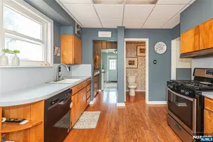 118 Hamilton Ave, Hasbrouck Heights, NJ 07604 - Photo 11