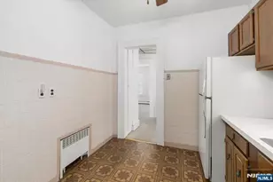 209 Washington Ave, Rutherford, NJ 07070 - Photo 13