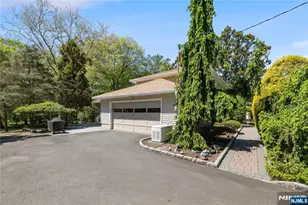 25 Maria Dr, Hillsdale, NJ 07642 - Photo 21