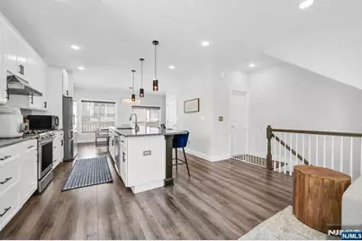 805 Abbe Road, Little Falls Township, NJ 07424 - Photo 11