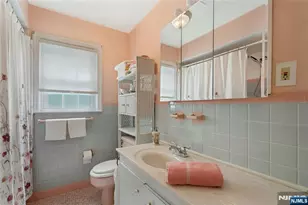 10-01 Plymouth Dr, Fair Lawn, NJ 07410 - Photo 21