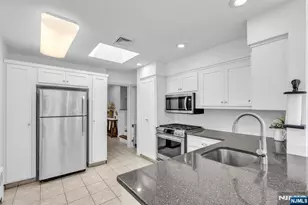31 Monhegan Ave, Wayne, NJ 07470 - Photo 11