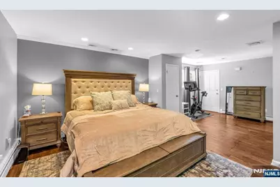 31 Monhegan Avenue, Wayne, NJ 07470 - Photo 17