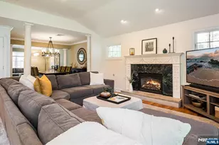 14 Clifford Dr, Park Ridge, NJ 07656 - Photo 7