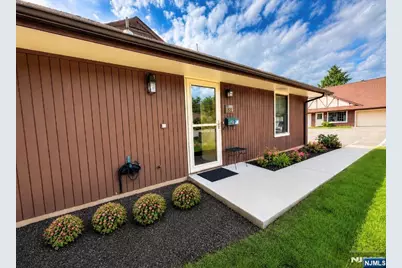 13-4 Tamaron Drive 13-4 #13-4, Waldwick, NJ 07463 - Photo 1